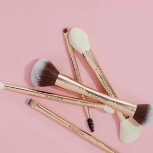 Sculpted MakeUp Brushes